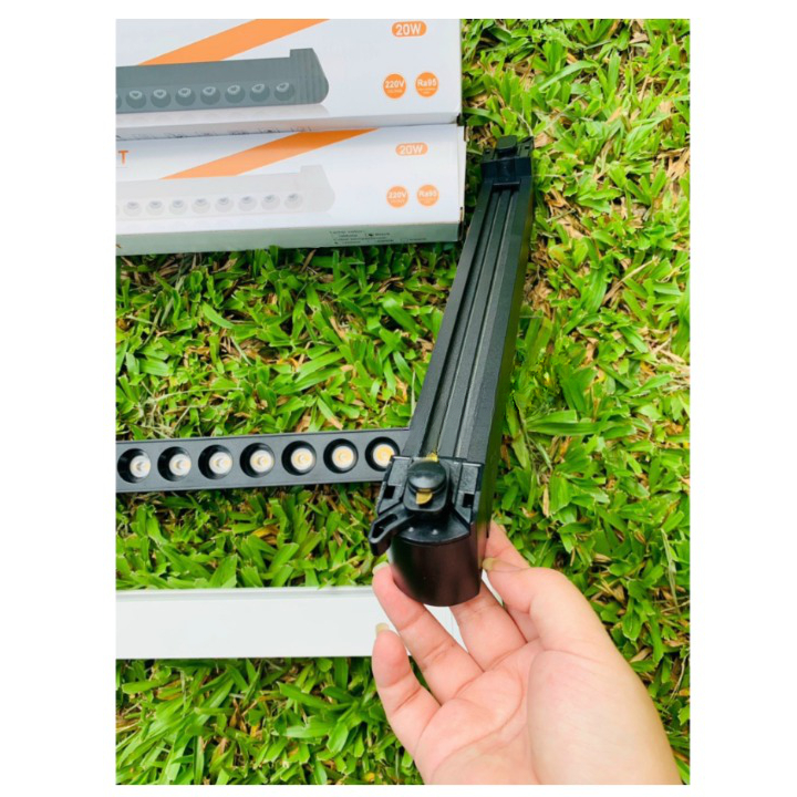 Đèn Rọi Thanh Ngang Gắn Vào Thanh Ray 10W 20W Mẫu BASIC Siêu Sáng Decor Quán Cafe, Shop Quần Áo Thời Trang, Văn Phòng