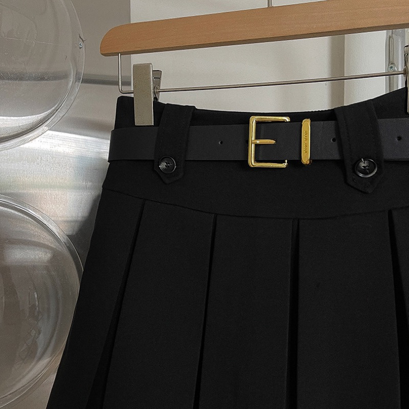 KAYY. Chân váy xếp ly kèm thắt lưng _ Cv6657