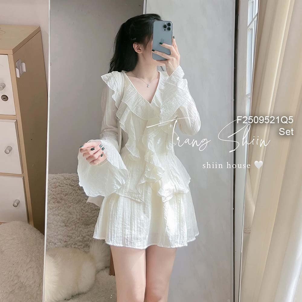 Set bộ 2 món tơ xốp áo phối bèo tay dài loe kèm chân váy xòe ngắn có lót hàng đẹp!