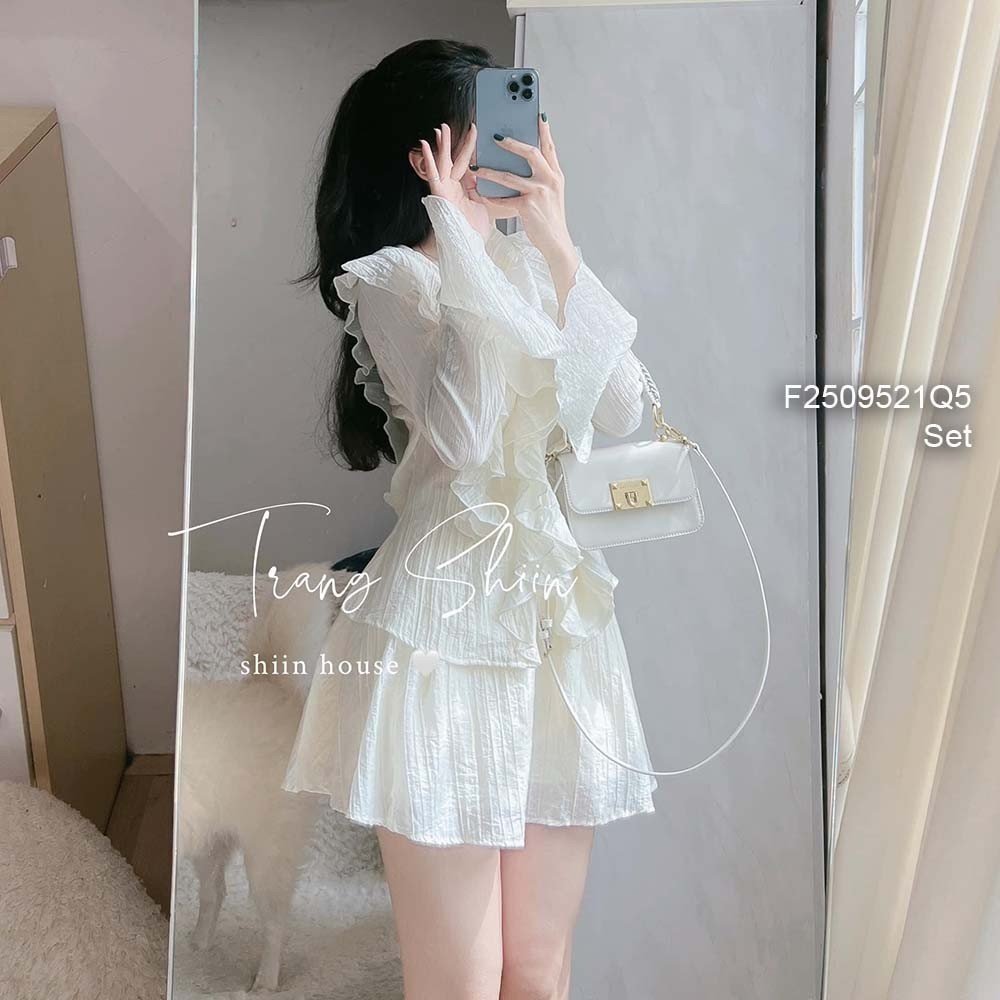 Set bộ 2 món tơ xốp áo phối bèo tay dài loe kèm chân váy xòe ngắn có lót hàng đẹp!