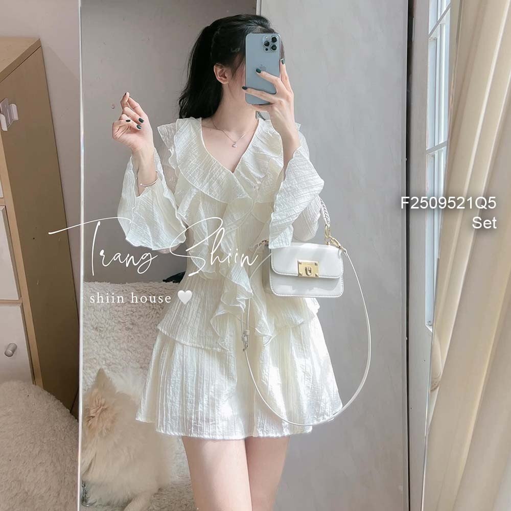 Set bộ 2 món tơ xốp áo phối bèo tay dài loe kèm chân váy xòe ngắn có lót hàng đẹp!