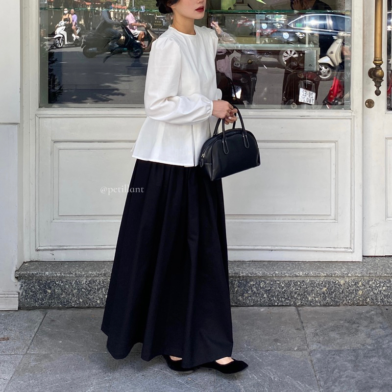 𝐇𝐞𝐥𝐞𝐧 𝐒𝐤𝐢𝐫𝐭