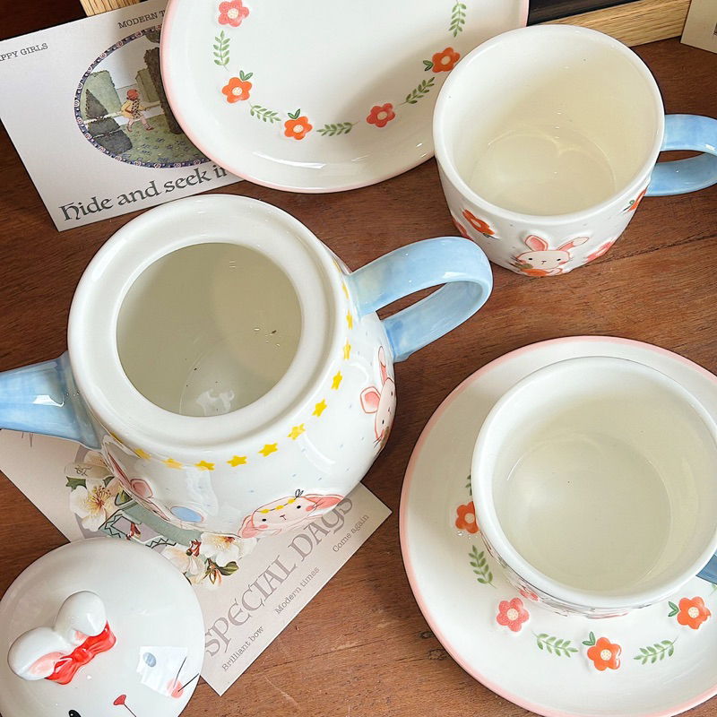 Set ấm tách trà thỏ uống trà vintage