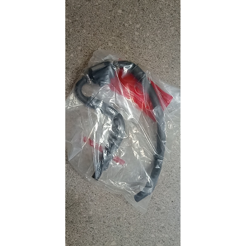 Ống dẫn xăng xe Elizabeth FI mã VUA