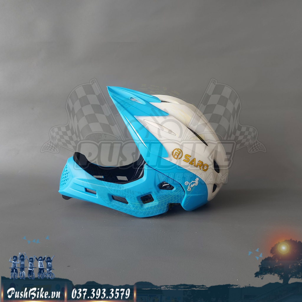 Mũ bảo hiểm fullface Saro