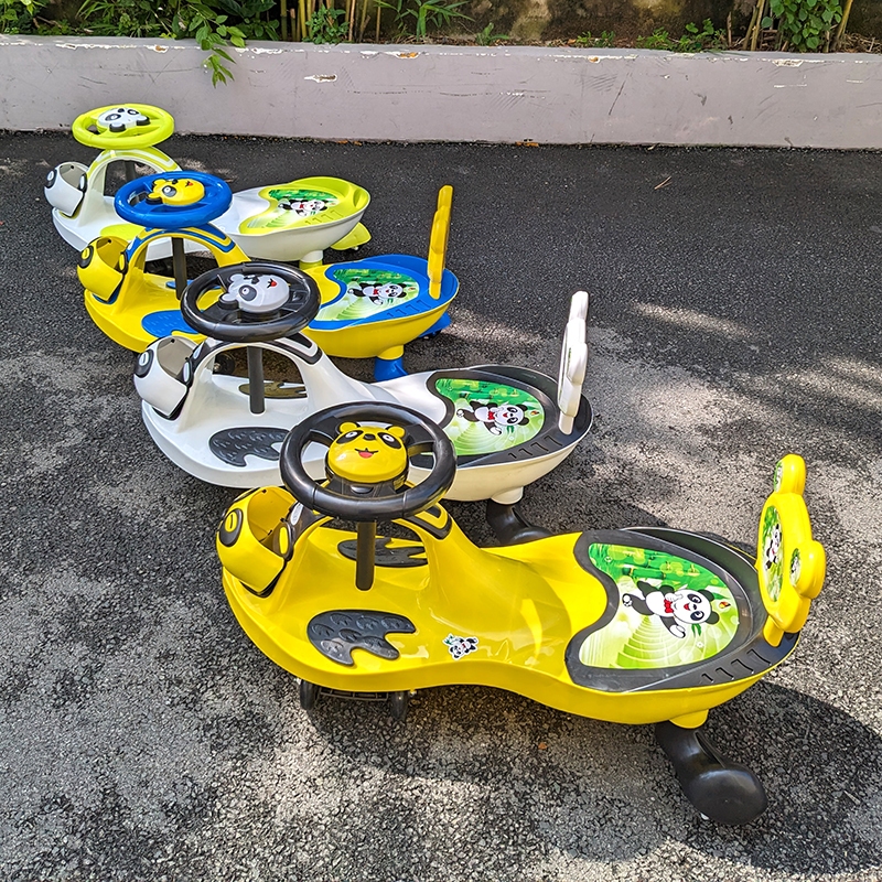 Xe lắc tay cho bé có nhạc BABY PLAZA HZL-288