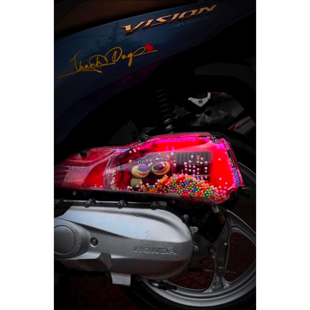 Ốp Lọc gió có LED - Mẫu Gấu Dâu - Vario-Vision-AB-SH-SHmode kèm thú cute