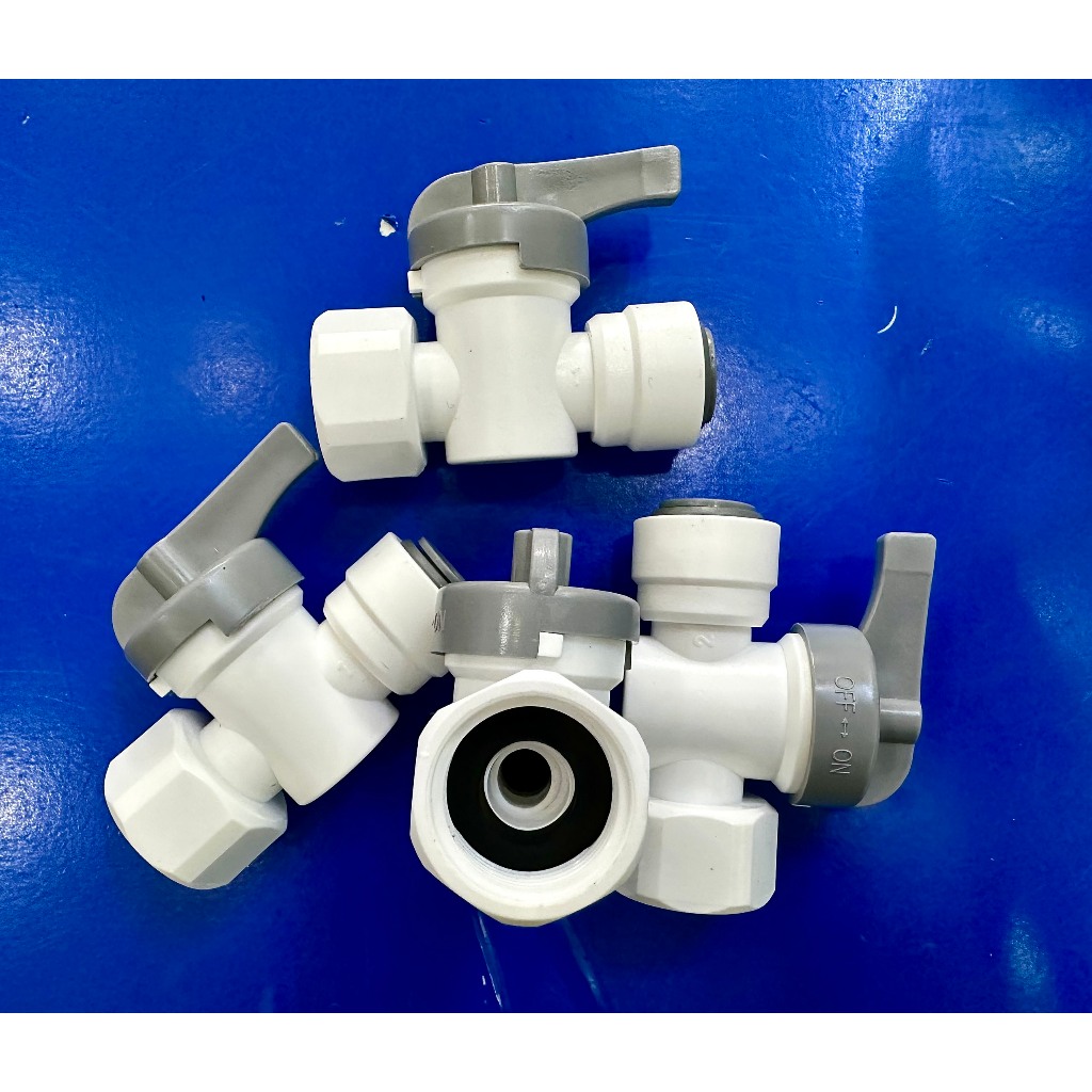 Khóa van xả tay 1 đầu ren 21  và 1 đầu phi 10 dùng cho máy lọc nước