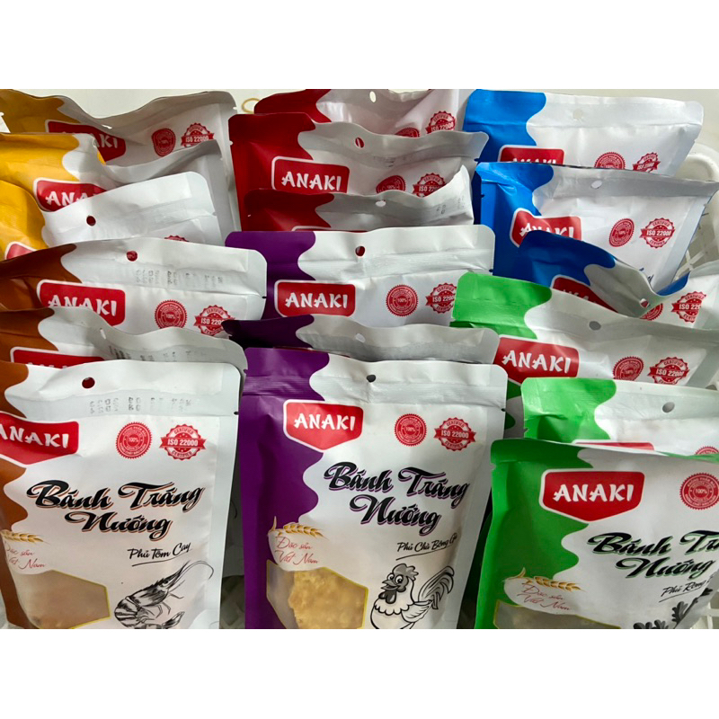 Bánh tráng nướng phủ chà bông gà
