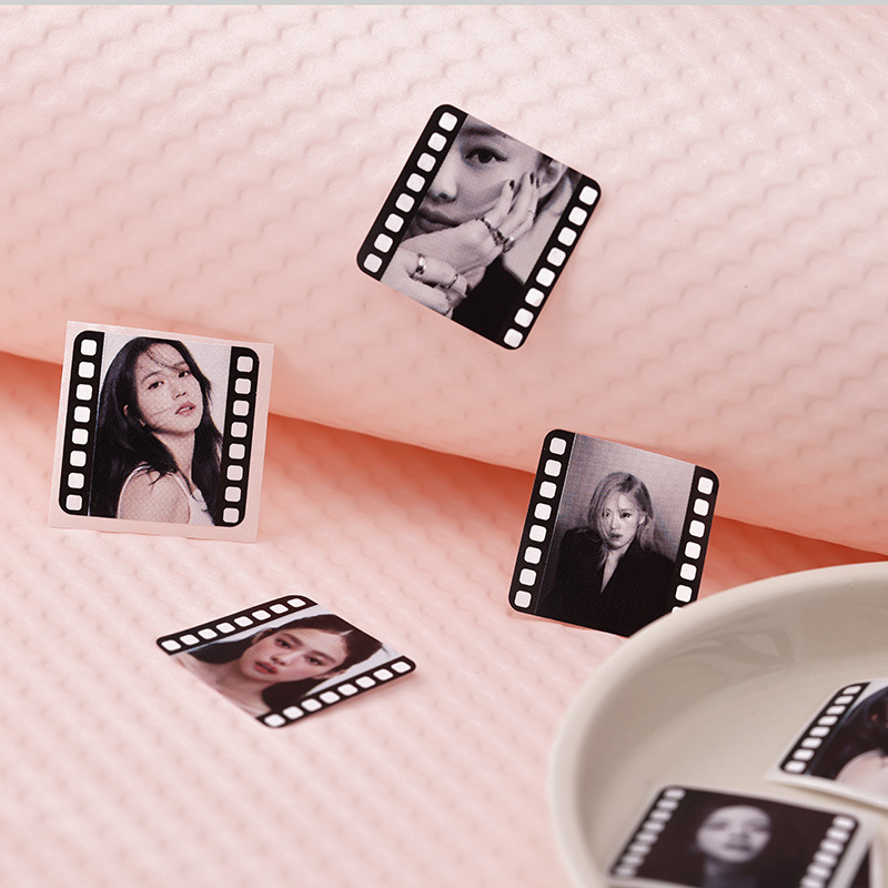 Cuộn 500 sticker niêm phong BlackPink