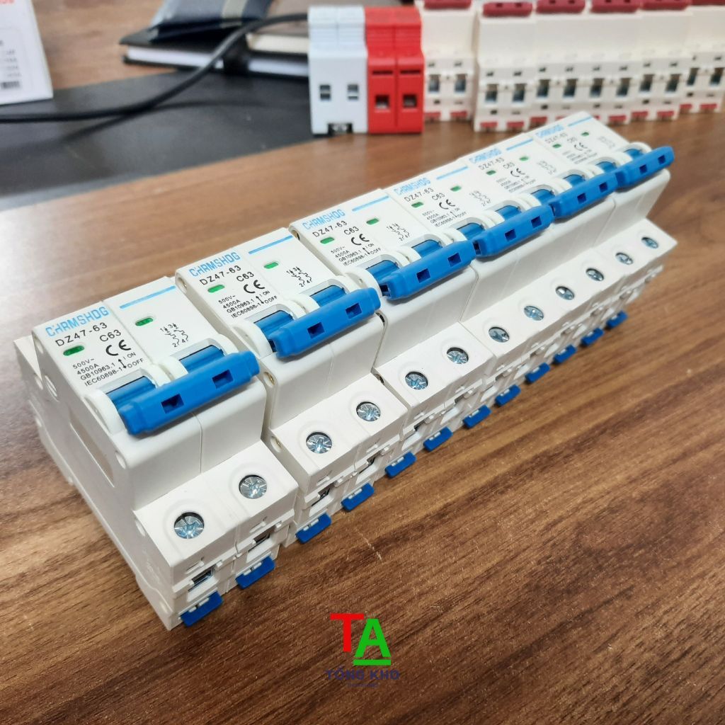 Aptomat AC 2 Pha NXB-63 Chrmshdg 16A~ 63A  xanh