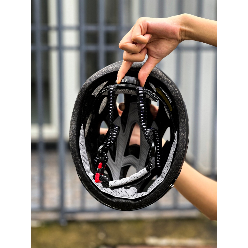 NÓN THỂ THAO DOT TIANT D01 MÀU ĐEN NHÁM KÍNH NAM CHÂM CHÍNH HÃNG