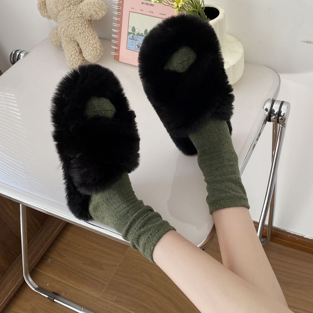 Dép lông chống trượt ấm áp và thời trang cho mùa thu đông