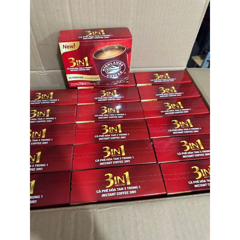 DATE 2025 Cà Phê Sữa Highlands Coffee Cafe Hòa tan 3in1 - Hộp 10 gói CHÍNH HÃNG