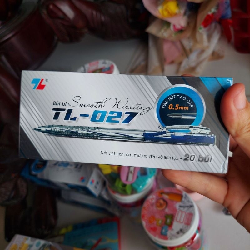 Hộp 20 bút bi TL 027 mực xanh ⚡ CHUẨN CHÍNH HÃNG ⚡ Cây viết đầu bi nét êm mảnh, mực ra đều, chất lượng cao