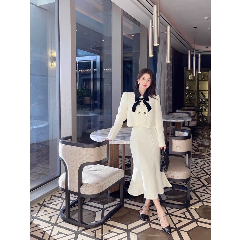 Set Dạ Tweed Áo Croptop Phối Nơ Kèm Chân Váy Đuôi Cá Dáng Dài Màu Trắng Siêu Xinh Phong Cách Tiểu Thư_Hàng Order QCCC