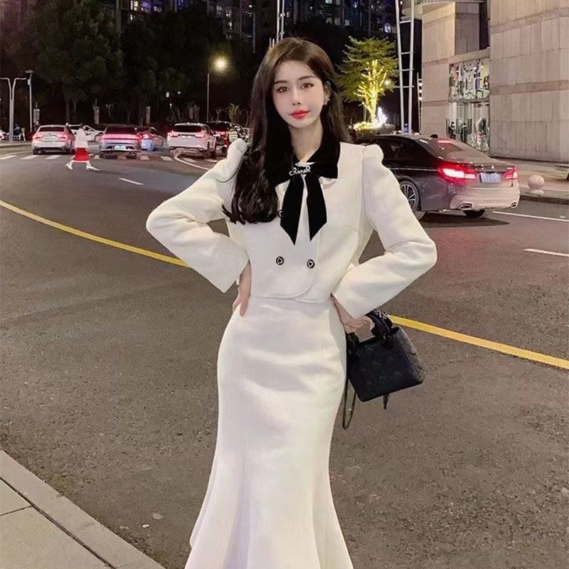 Set Dạ Tweed Áo Croptop Phối Nơ Kèm Chân Váy Đuôi Cá Dáng Dài Màu Trắng Siêu Xinh Phong Cách Tiểu Thư_Hàng Order QCCC