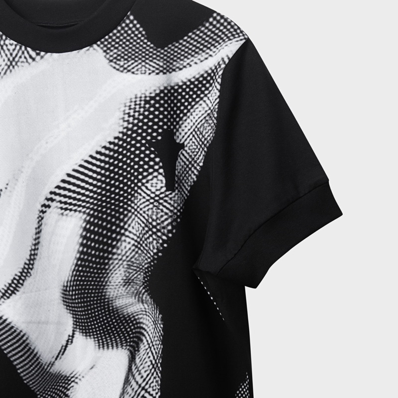 Áo thun in trame ôm body TRIGGER CLUB