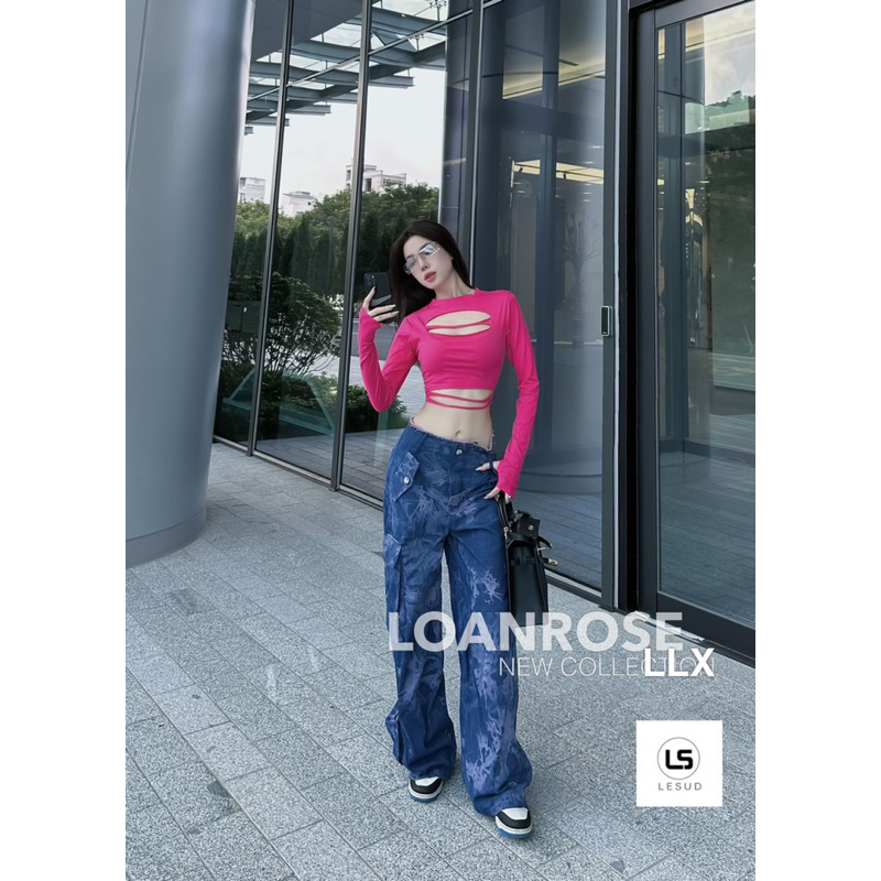 Bộ thể thao áo phông khoét mix quần suông jean loang