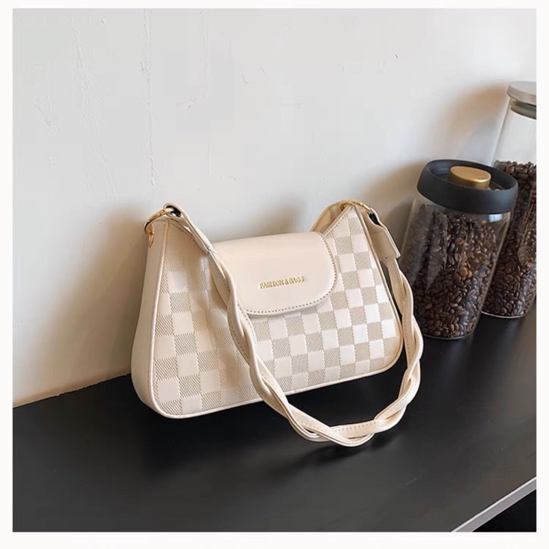 Túi Xách Nữ Đeo Chéo Túi Đeo Vai Quai Sam Phối Xích Phong Cách Hàn Quốc QG Store | BigBuy360 - bigbuy360.vn