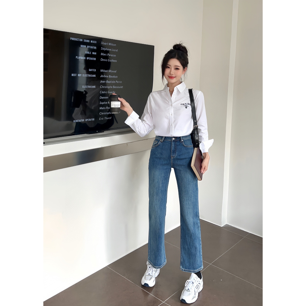 Áo Sơ Mi Nữ, Thêu Chữ Prad Milano Lưng, Form Rộng, Chất Thô Nhuyễn, Mịn Mát, T14090