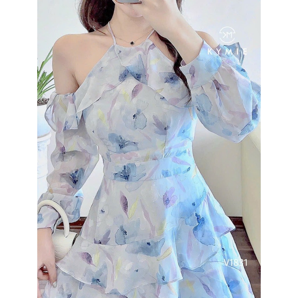 Đầm Nữ Họa Tiết Voan ChingfonTầng Bèo Tay Dài Rớt Vai Cổ Yếm Sam Closet Phù Hợp Để Tới Công Sở, Đi Làm Hoặc Đi Chơi.