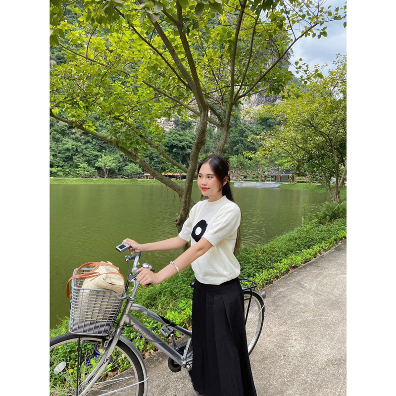 Áo Len - 106 - 1 Bông Hoa To - Tay Ngắn