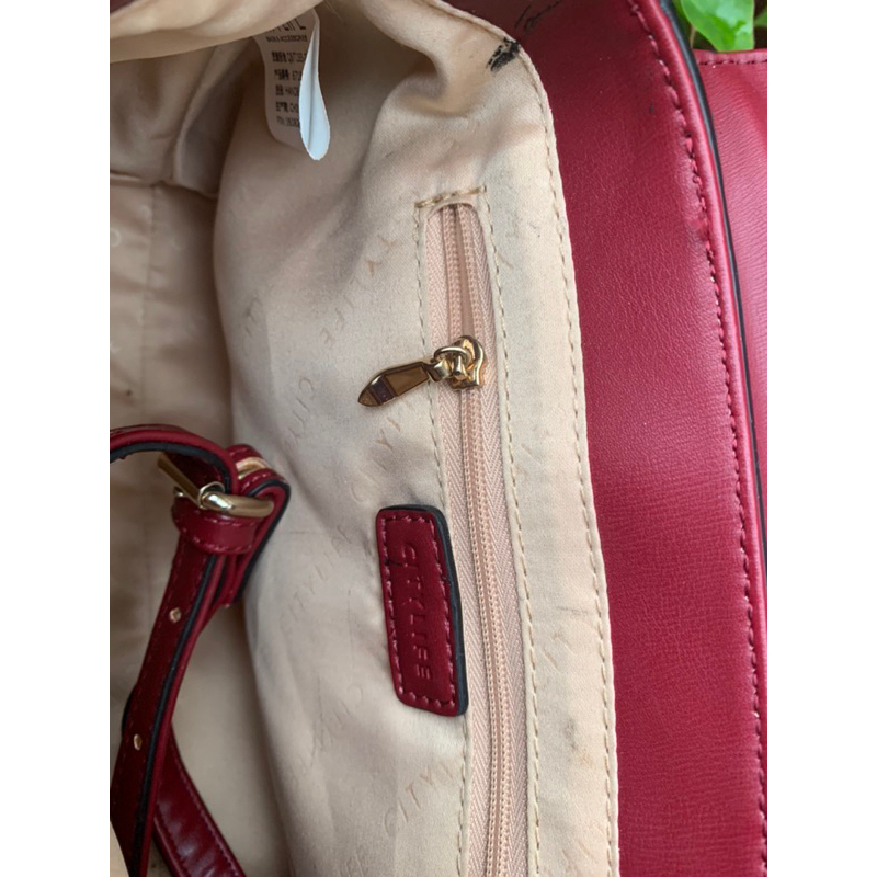 Túi đeo vai đeo chéo