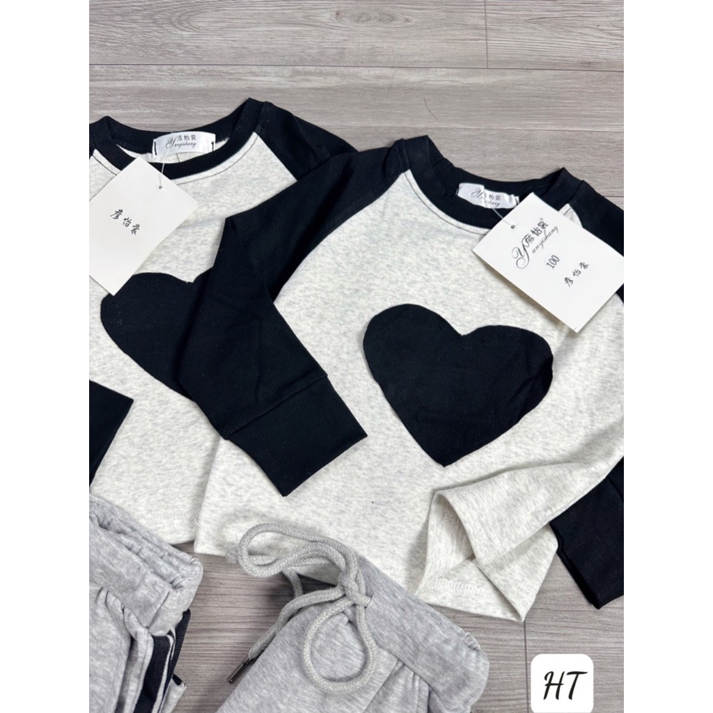 BỘ ÁO SWEATER + CHÂN VÁY NGẮN PHỐI MÀU BÉ GÁI