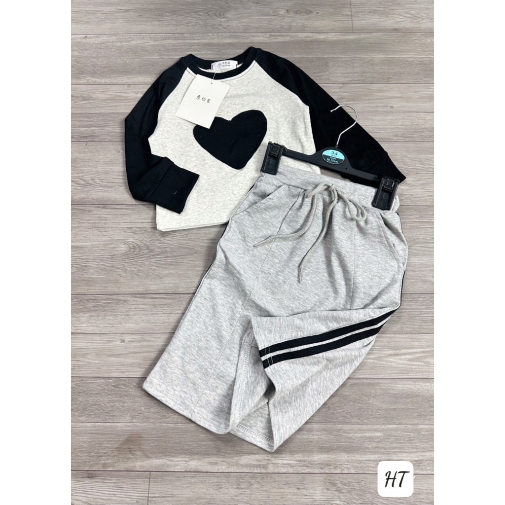 BỘ ÁO SWEATER + CHÂN VÁY NGẮN PHỐI MÀU BÉ GÁI