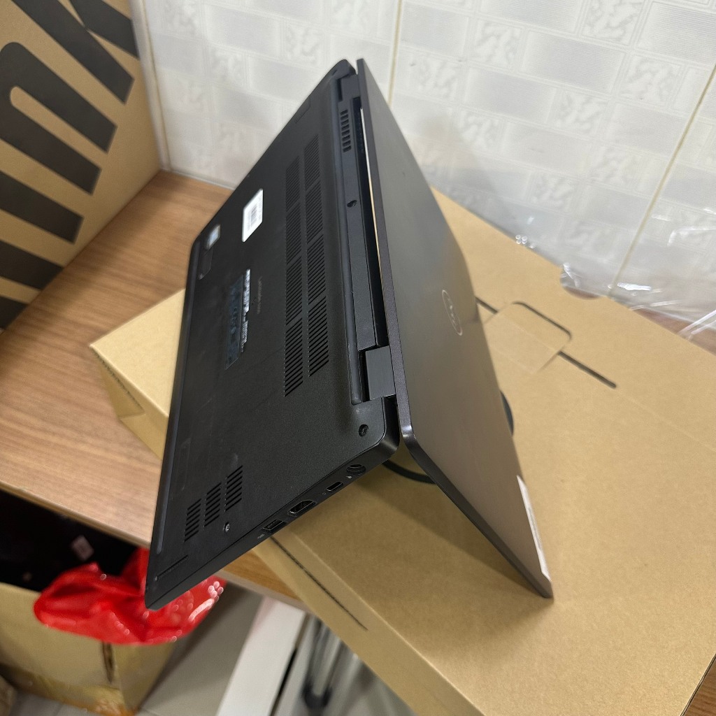 Laptop Nhập Khẩu Nhật Mỹ Dell Latitude 5300 i7-8665U/16GB/256GB/13.3'