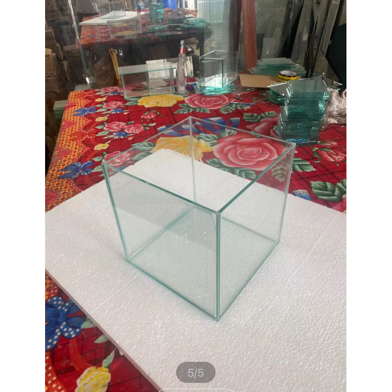 Bể cá mini 15x15x16 kinh 5li