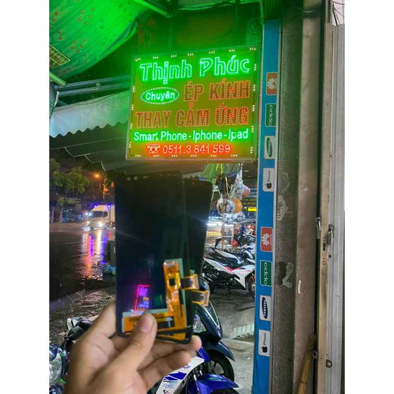 Màn hình SAMSUNG A8-2018