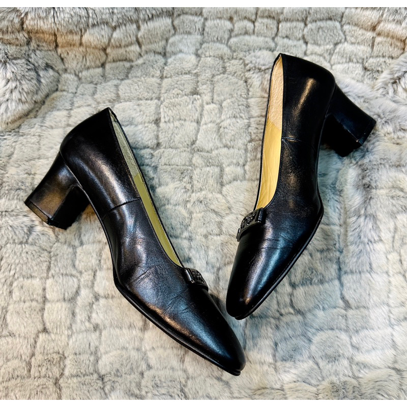 Giày nữ 2hand size 37+