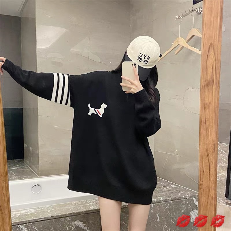 Áo len thom dài tay hình thêu kẻ sọc