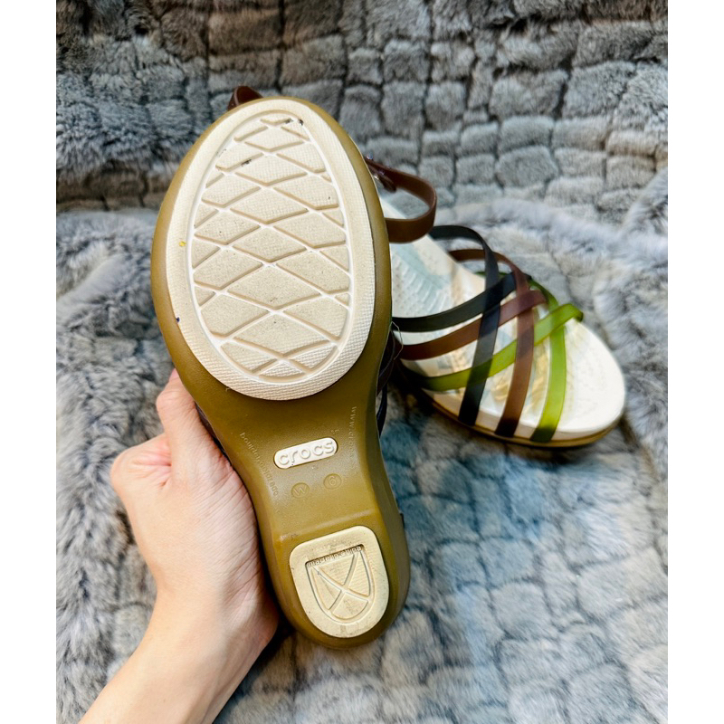 Giày nhựa 2hand size 36-37