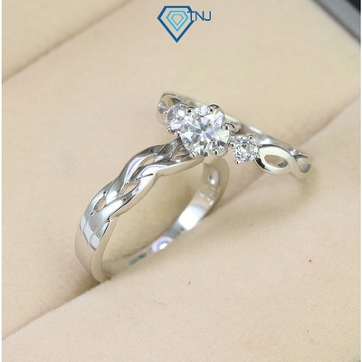 Nhẫn đôi bạc Moissanite xi bạch kim kèm thẻ tra cứu hình vô cực sang trọng khắc tên NDM0009 - Trang Sức TNJ