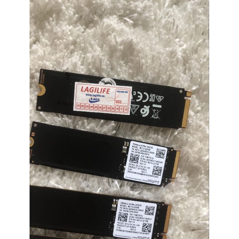 SSD samsung nvme 256Gb tray new