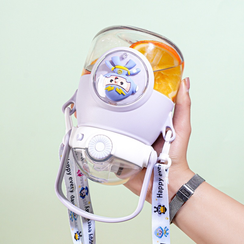 Bình Nước Cô Gái Dễ Thương Có Ống Hút Dây Đeo Và Sticker 3d Phim hoạt hình búp bê viên nang không gian dành cho trẻ em