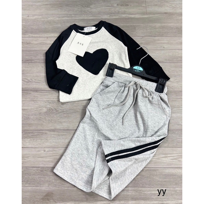 Set váy thun áo trái tim cho bé gái