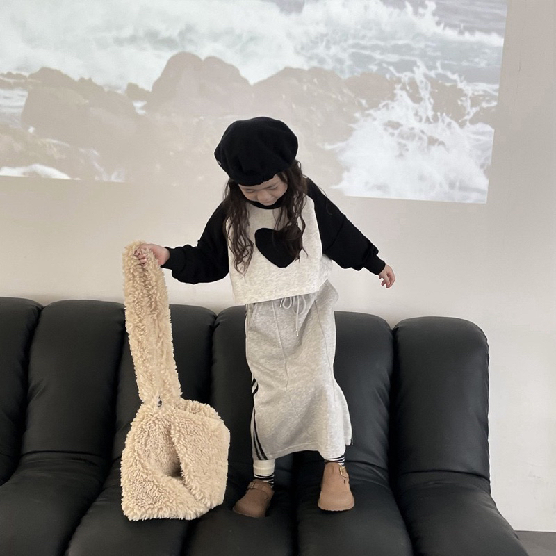 Set váy thun áo trái tim cho bé gái