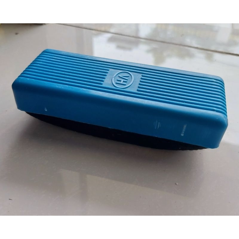 Đồ lau bảng có tay cầm an toàn vệ sinh cho bé