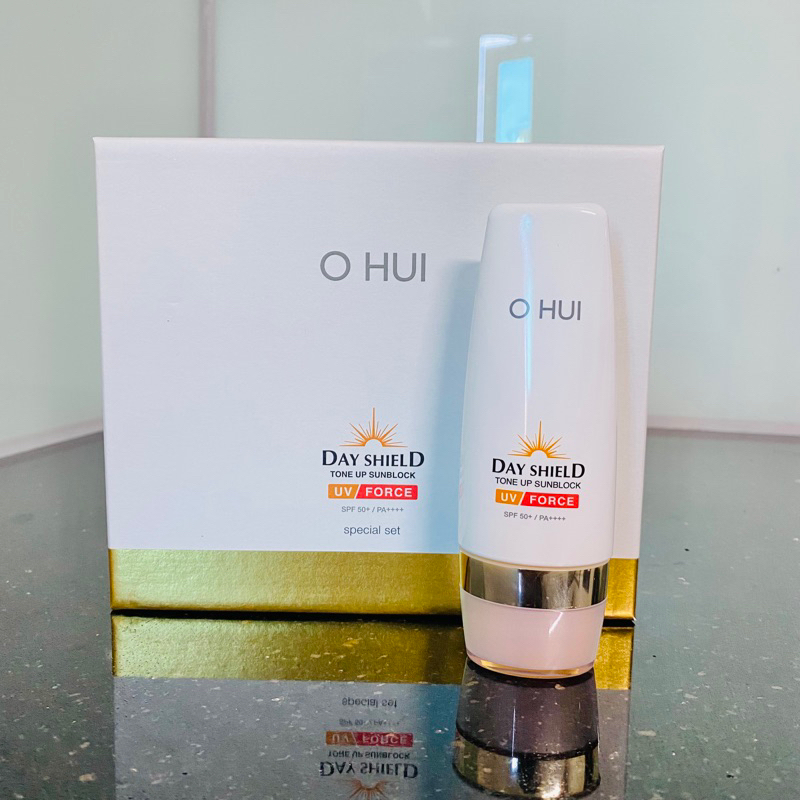 { TÁCH SÉT} Tuýp kem chống nắng siêu chống nước Ohui Ultra Day Shield