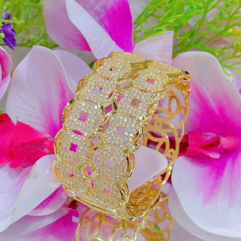 Vòng tay hoạ tiết kim tiền đính đá cz nhân tạo siêu sáng Kami