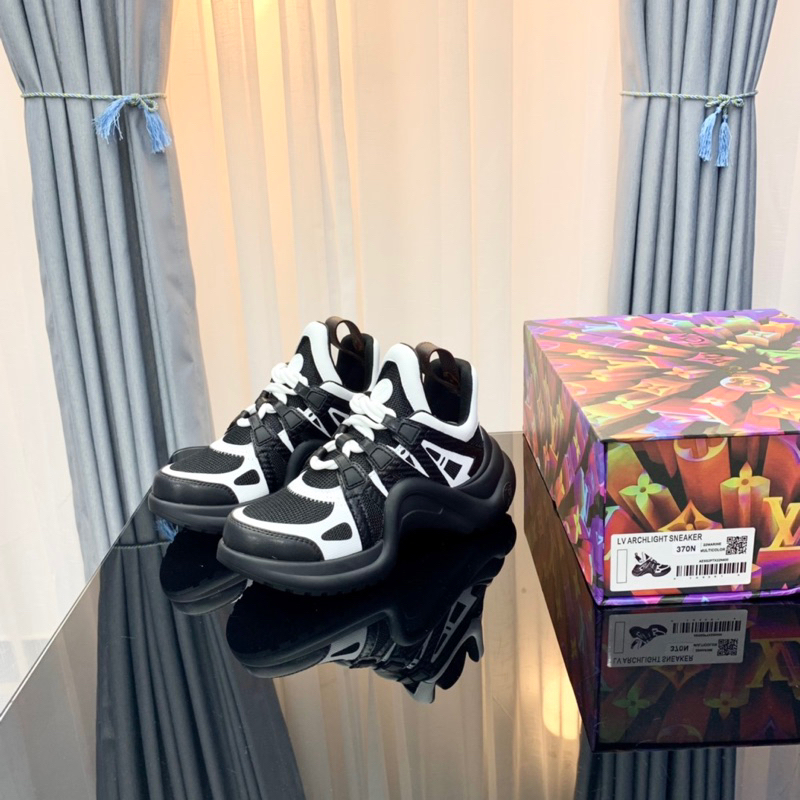 GIÀY LV ĐEN TRẮNG BUỘC GIÂY CAO CẤP 1:1