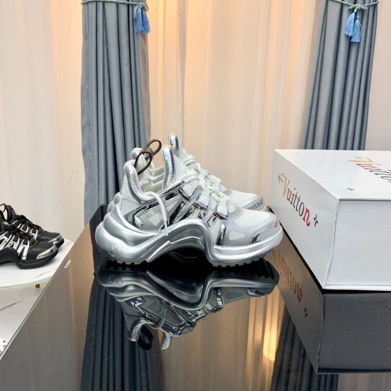 Giày L’V Trane’r Trắng Bạc Lai Au Sc