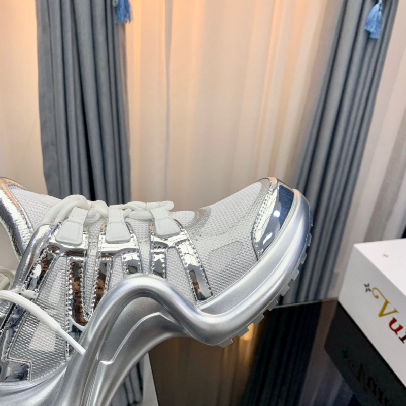 Giày L’V Trane’r Trắng Bạc Lai Au Sc