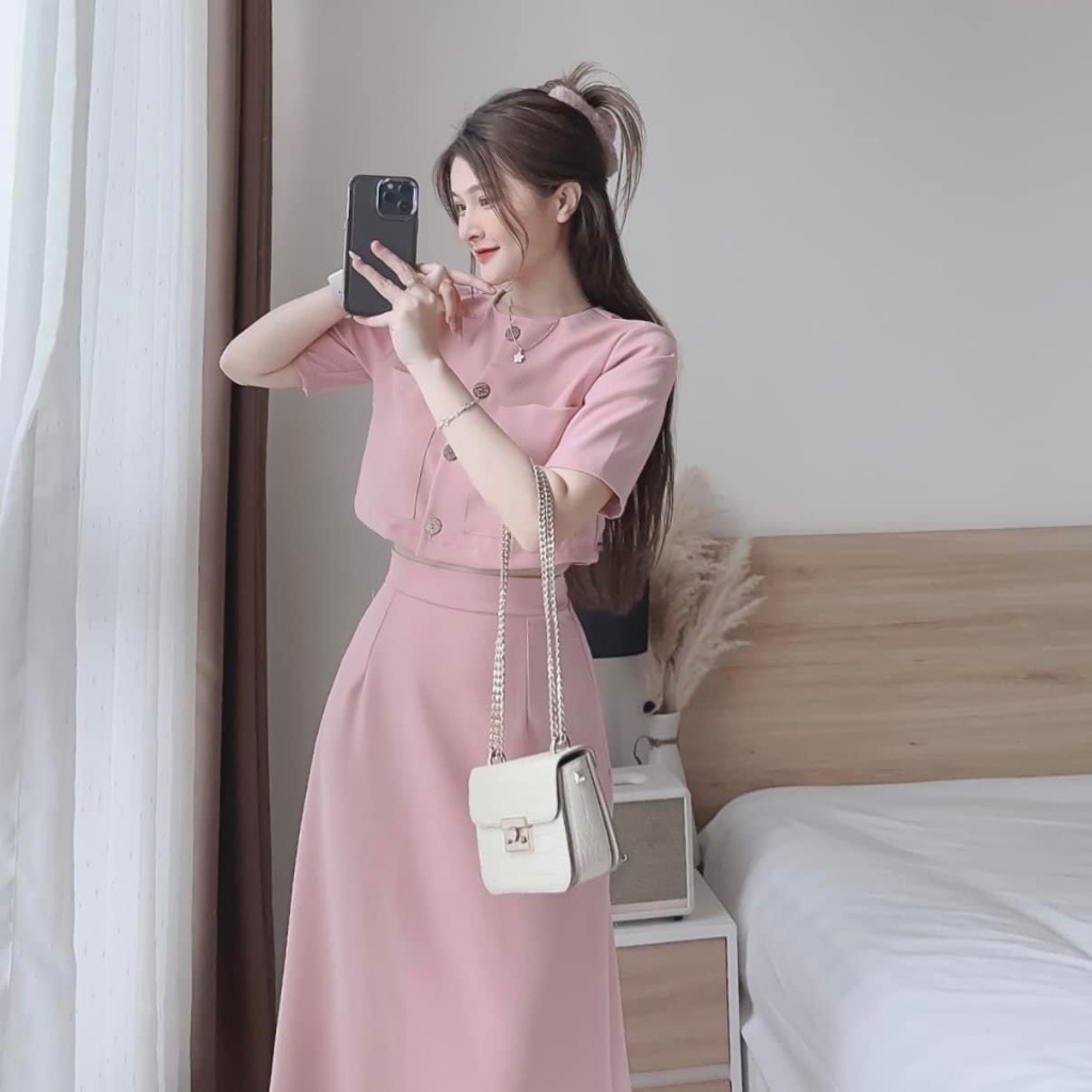 Set đồ nữ đi chơi, set váy dáng dài kèm áo croptop tay lỡ có khuy y hình