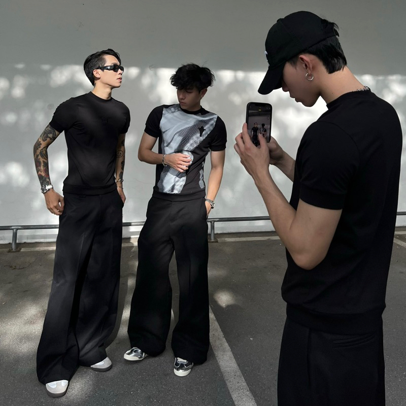 Áo thun in trame ôm body TRIGGER CLUB