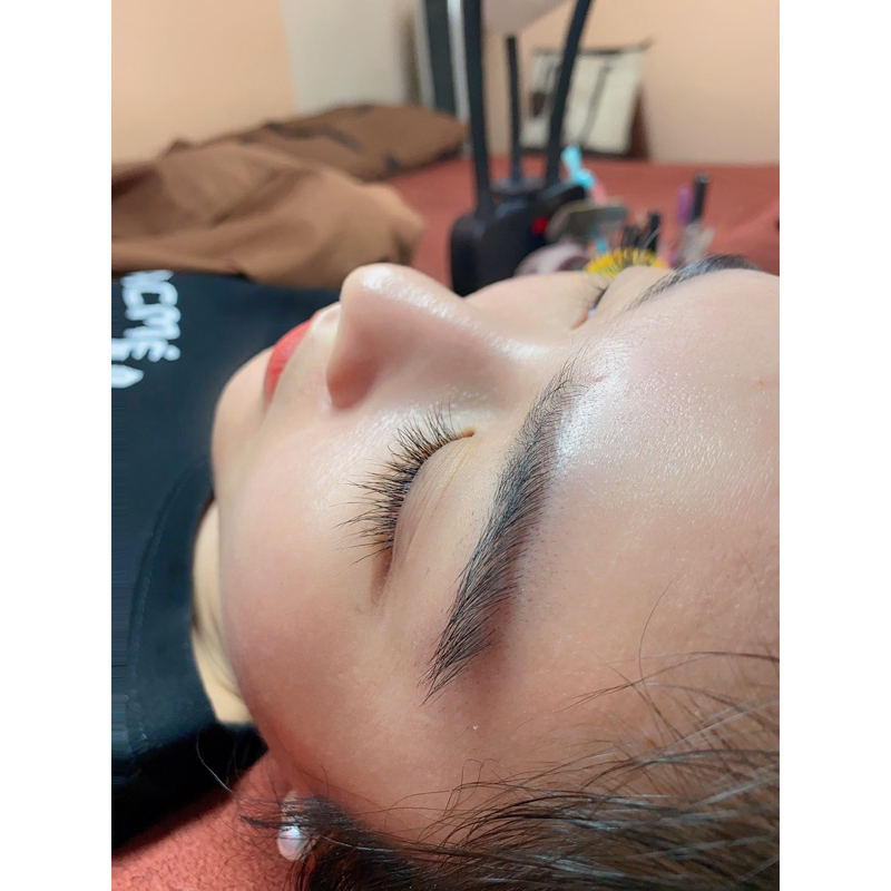 Mi em bé cong nhẹ